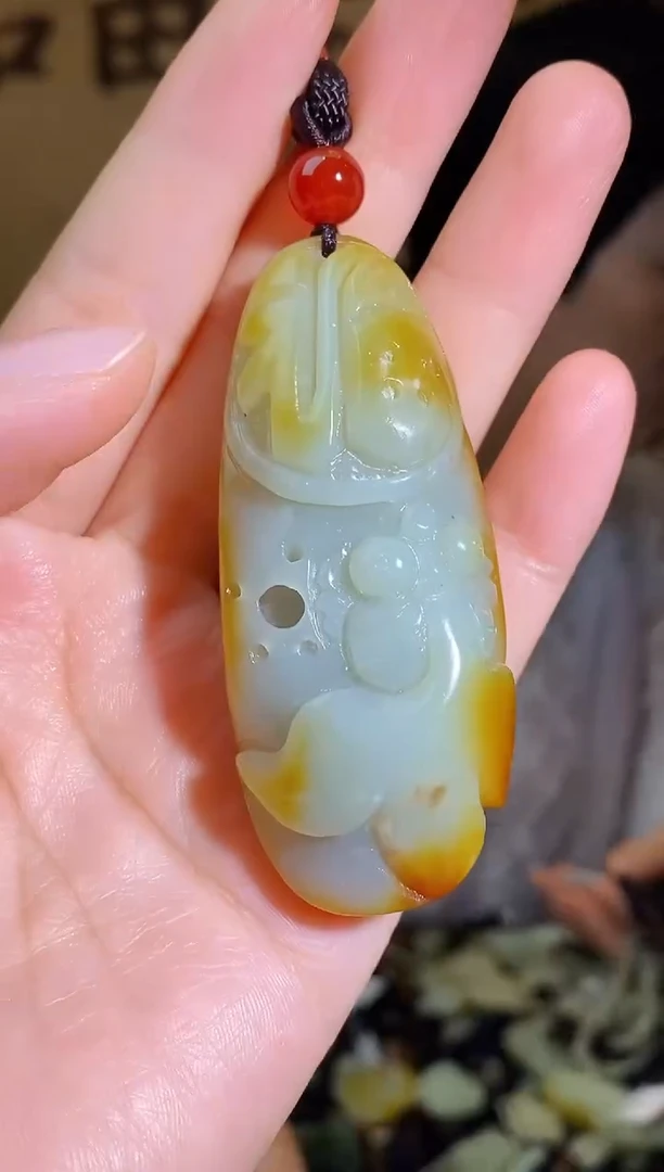颈饰未镶嵌和田玉1