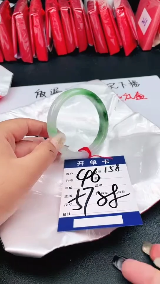 手镯圈口适合下单，圈口