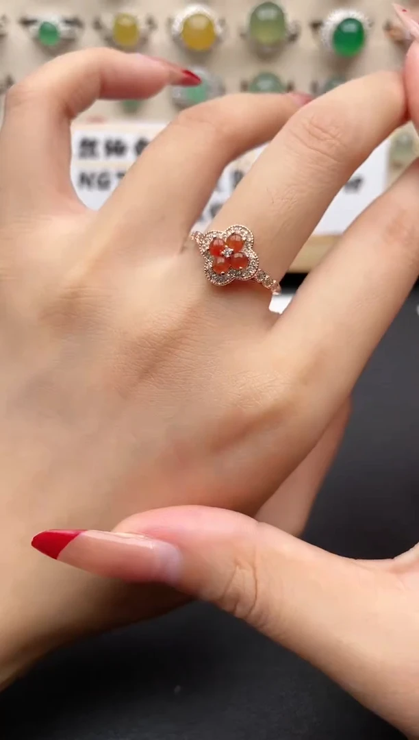 【闪购商品】翡翠戒指银S925镶嵌一物一证一礼盒