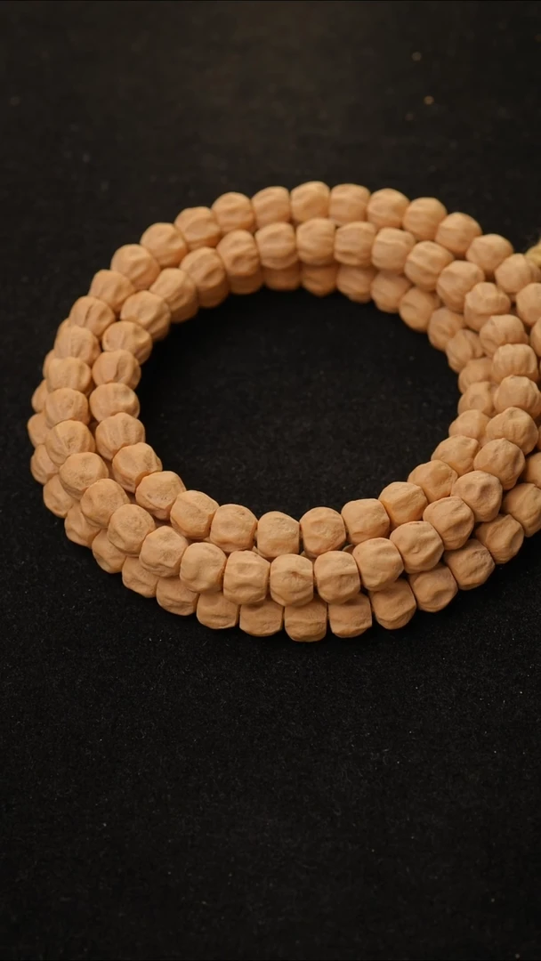 柏香籽/百香籽手串奶油皮玉化直切