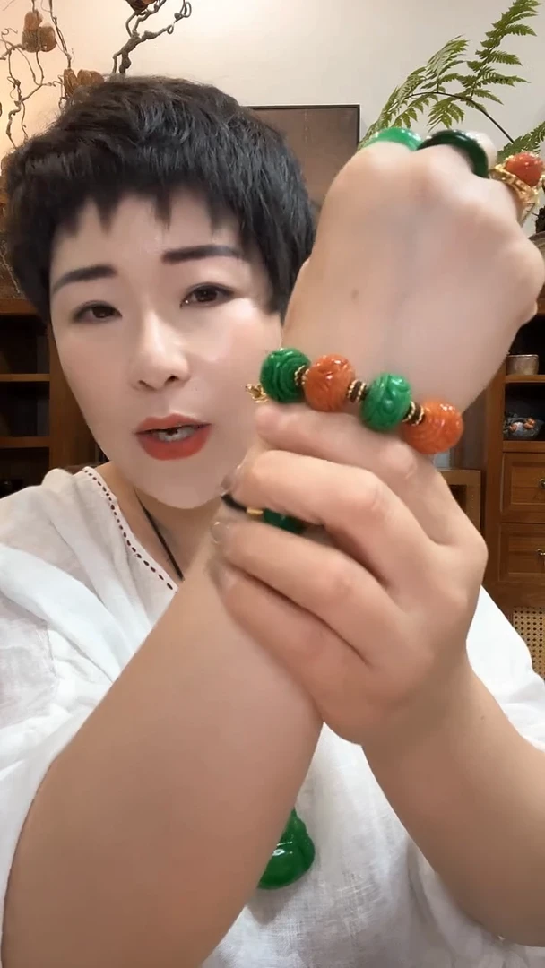 吊坠(赠链)合金翡翠088