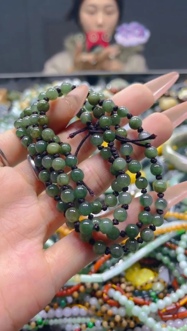 颈饰未镶嵌翡翠5MM
