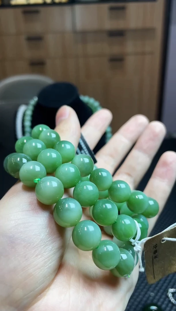 颈饰未镶嵌和田玉和田玉碧玉粉青猫眼手串多样性其一发货