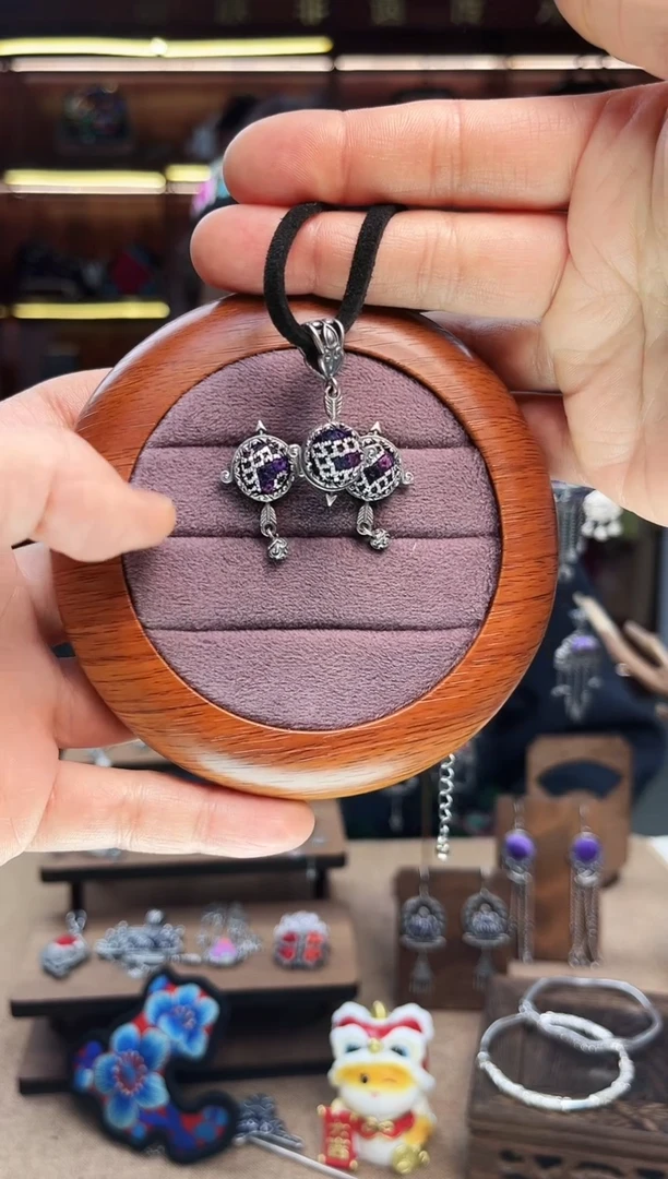 【闪购商品】织绣1892黔东南苗族刺绣