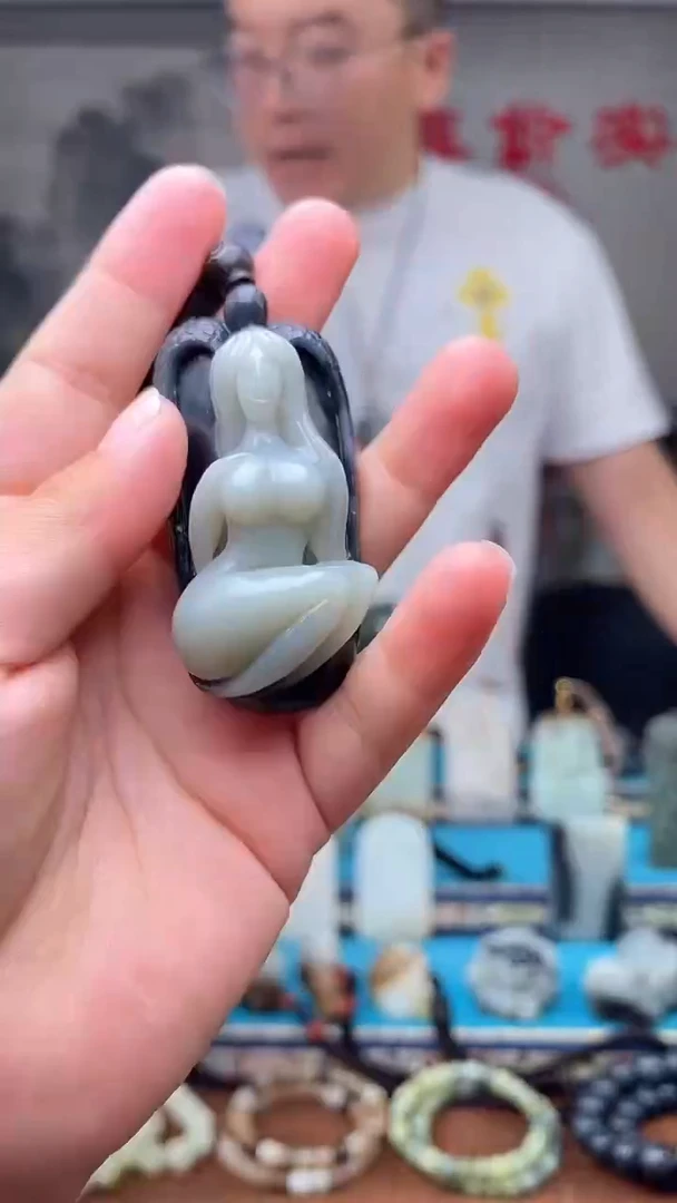 和田玉未镶嵌挂件1