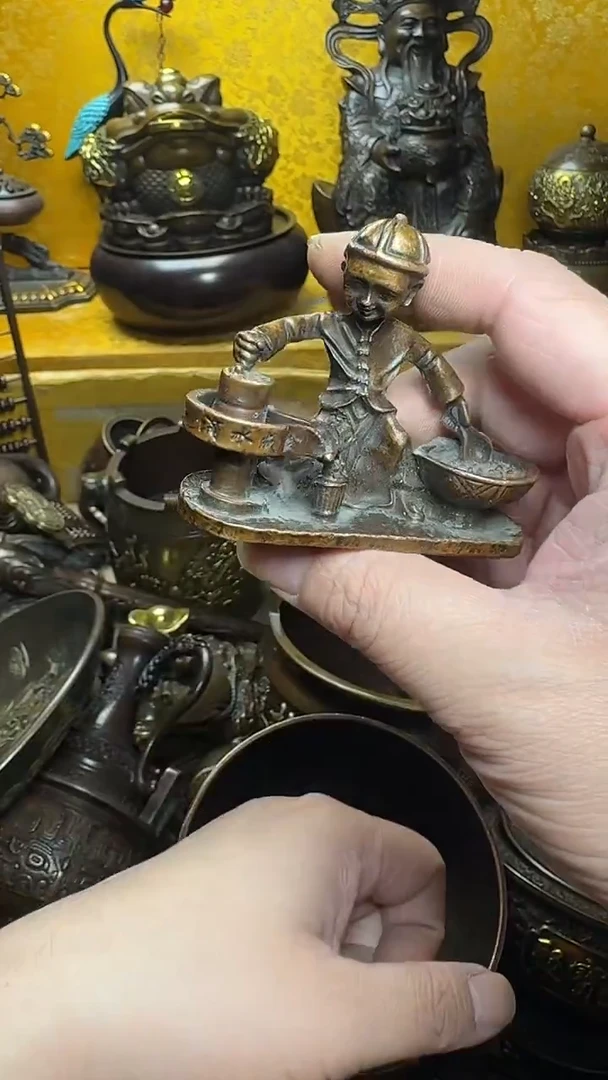 铜器摆件收收藏藏