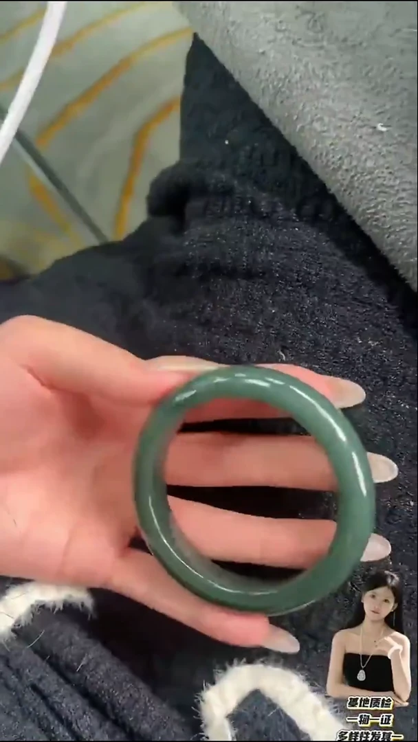 颈饰未镶嵌和田玉b15