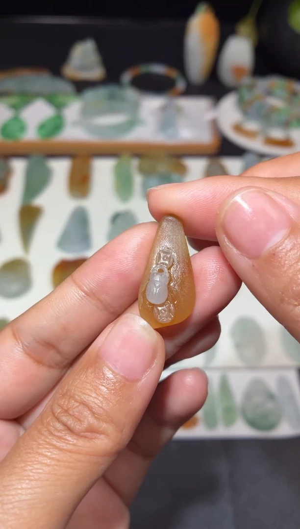 未镶嵌定制翡翠富甲天下