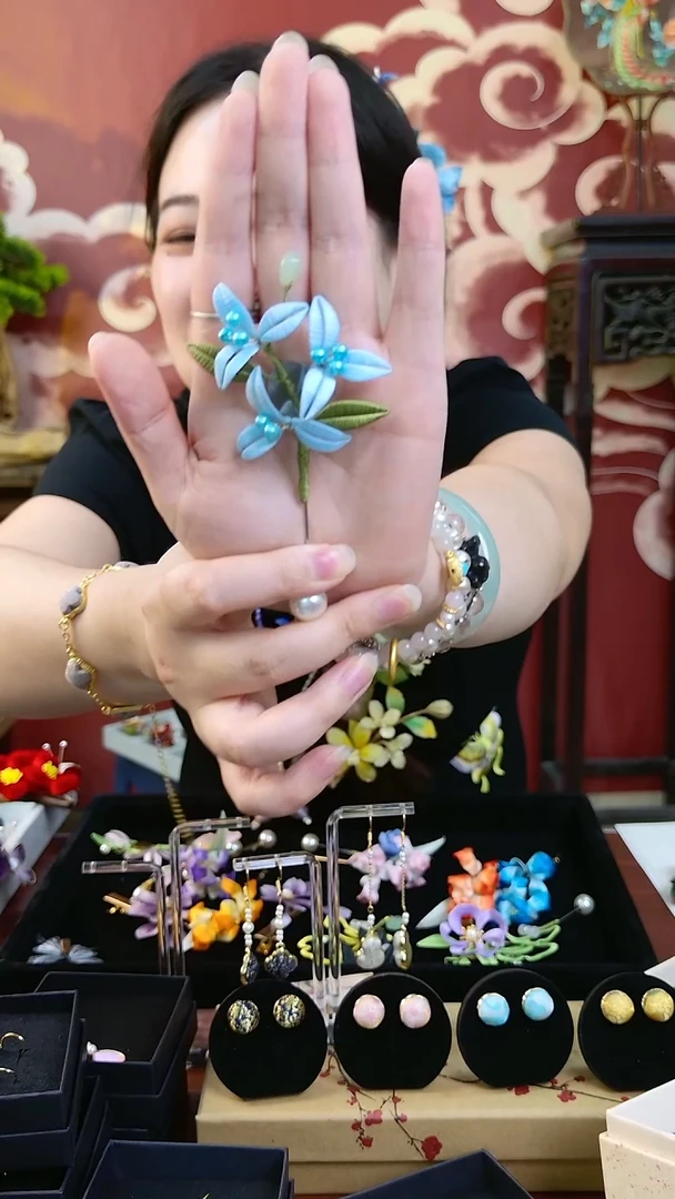 刺绣纯手工非遗绒花