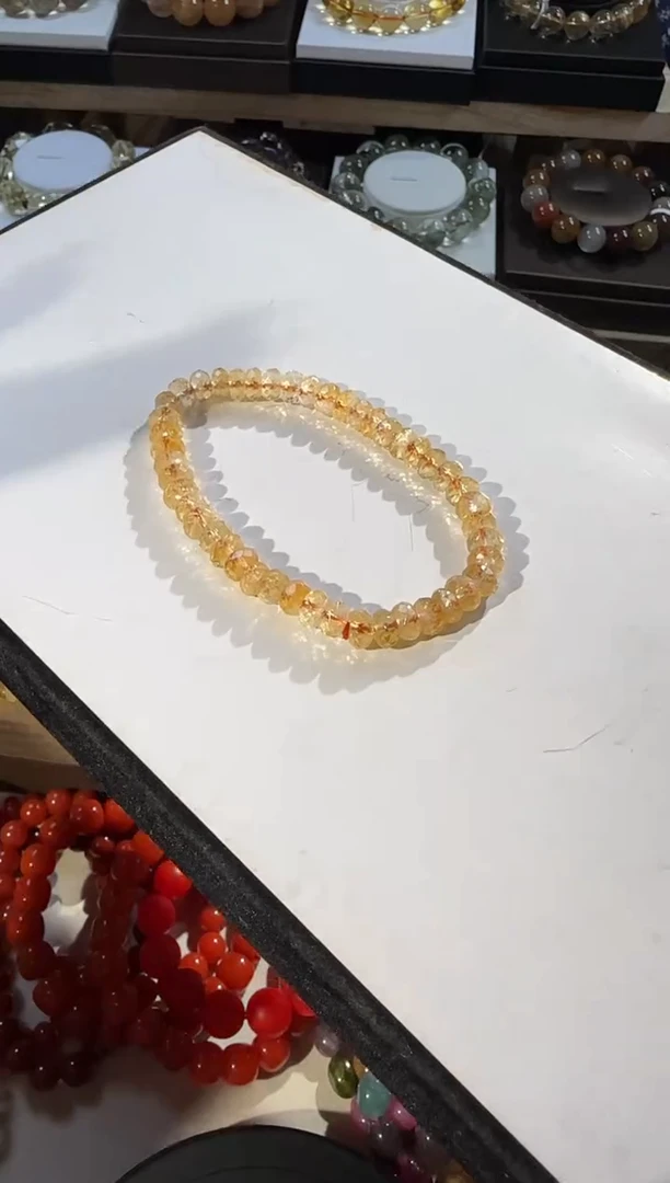 水晶手串未镶嵌巴西黄水晶