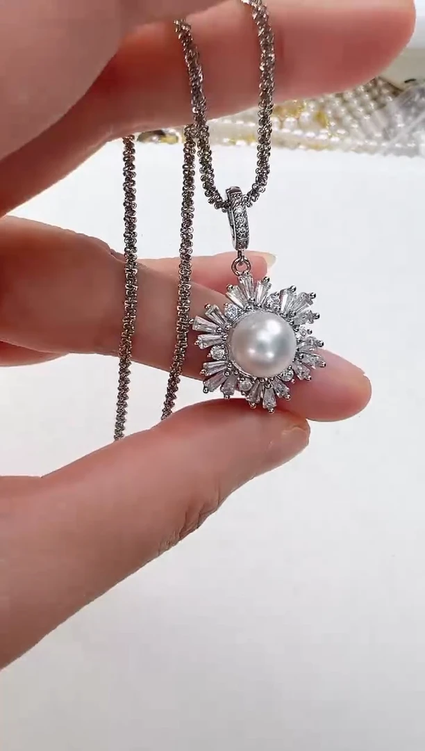 【闪购商品】淡水珍珠颈饰合金银色雪花