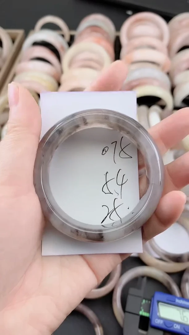 未镶嵌手镯石英质玉（金丝玉）075