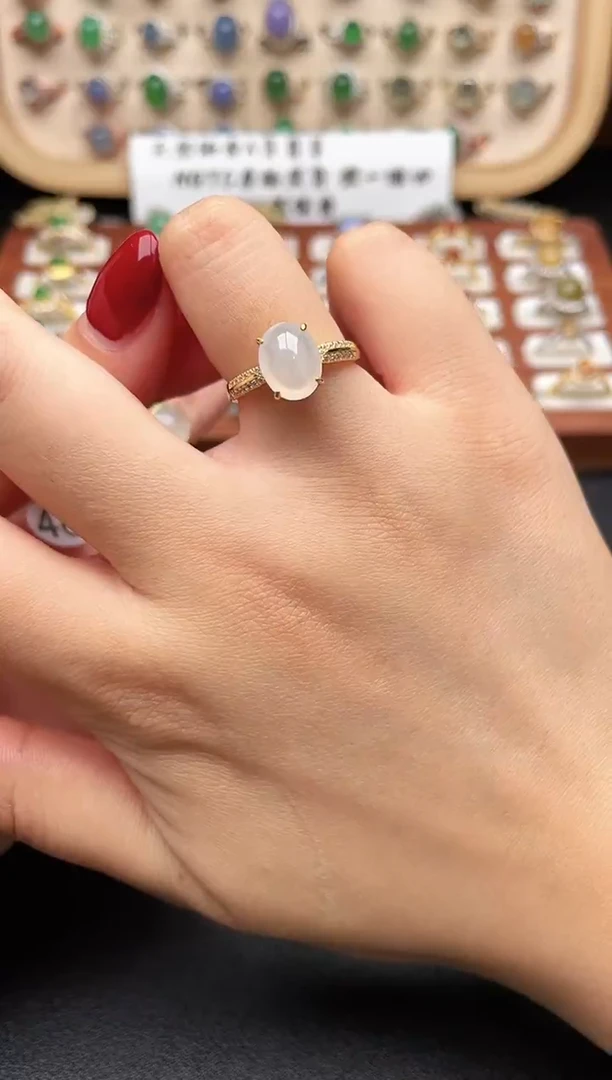 银S925镶嵌戒指翡翠一物一证一礼盒