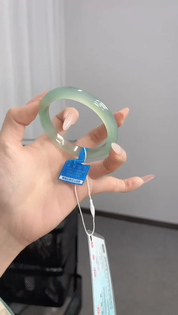 【闪购商品】玛瑙/玉髓手镯未镶嵌57-58圈