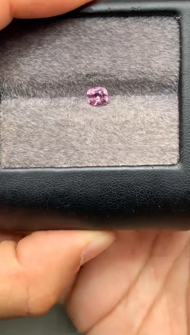 【闪购商品】定制尖晶石裸石未镶嵌枕型 紫色调尖晶石 0.60ct