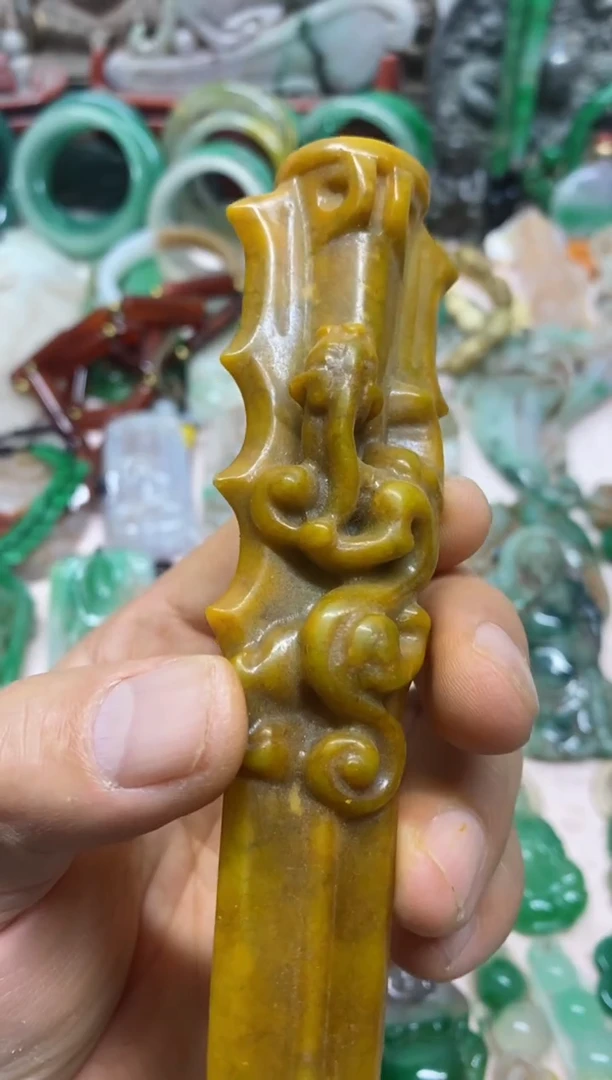 【闪购商品】84直播间的实时画面