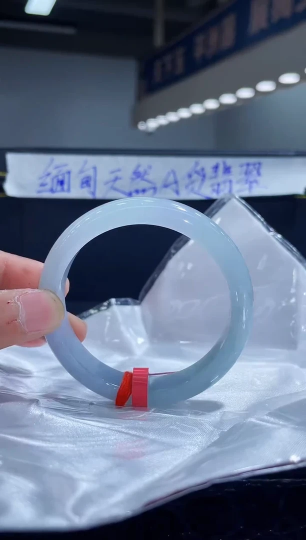 未镶嵌手镯翡翠4