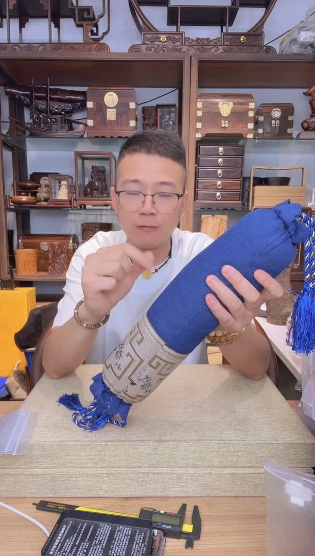 乌木类书架3320 黄花梨糖果枕