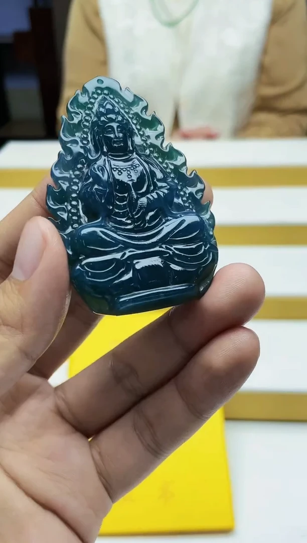 定制翡翠未镶嵌毛货06020170多样性发其一