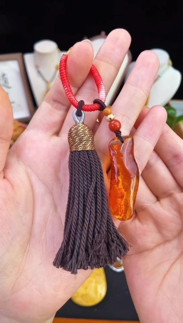 琥珀未镶嵌珠宝奇石柒月
