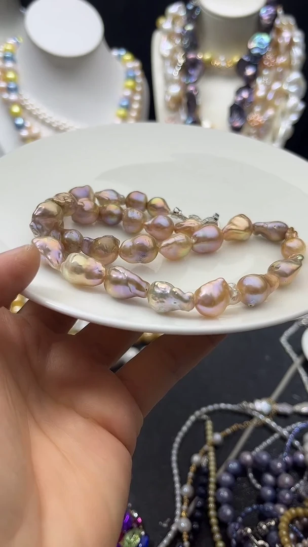 颈饰未镶嵌淡水珍珠多人