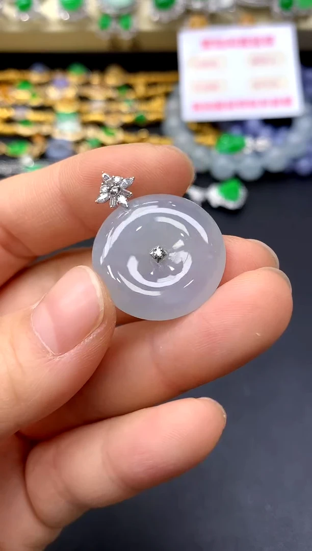 颈饰18K金镶嵌翡翠87-中国好珍宝