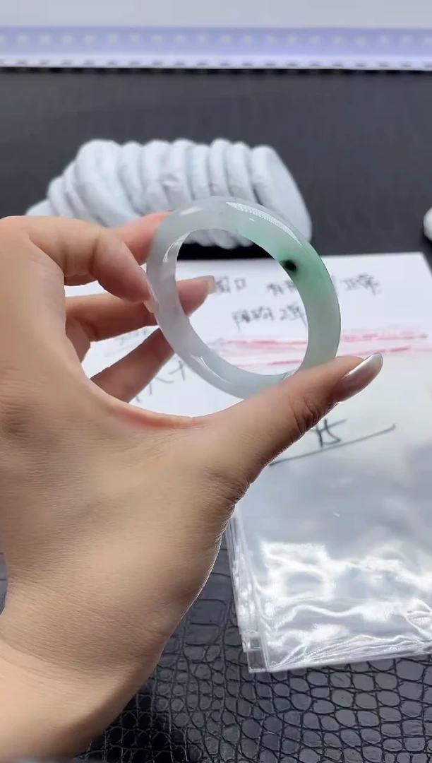 手镯所见即所得拍啥发啥95