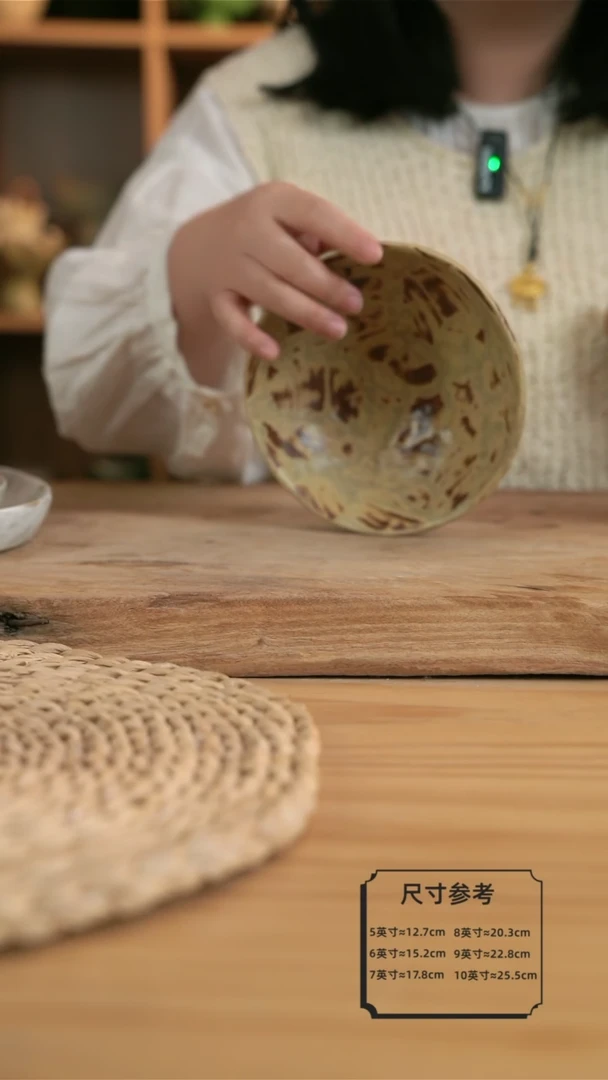 【闪购商品】新品石头系列的6英寸手捏碗加单嘴棕色勺子