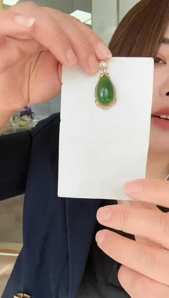 【闪购商品】和田玉吊坠18K金镶嵌吊坠