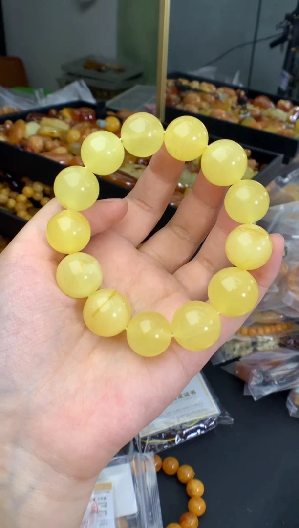 蜜蜡未镶嵌珠宝奇石1