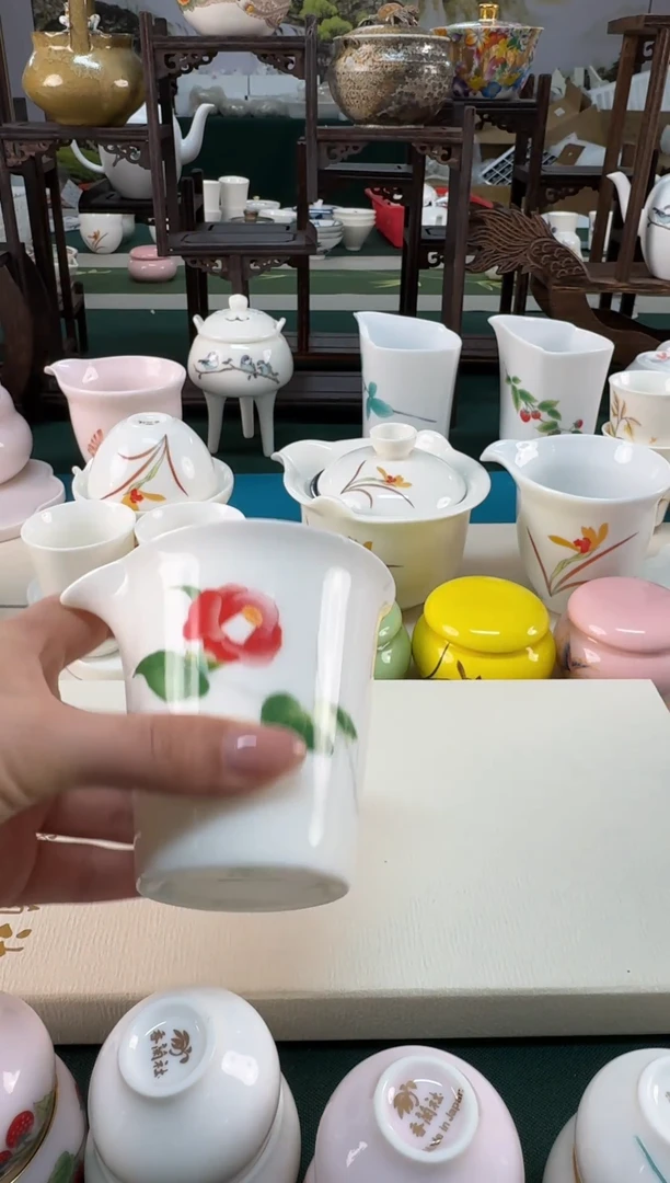 【闪购商品】瓷器 ······.......