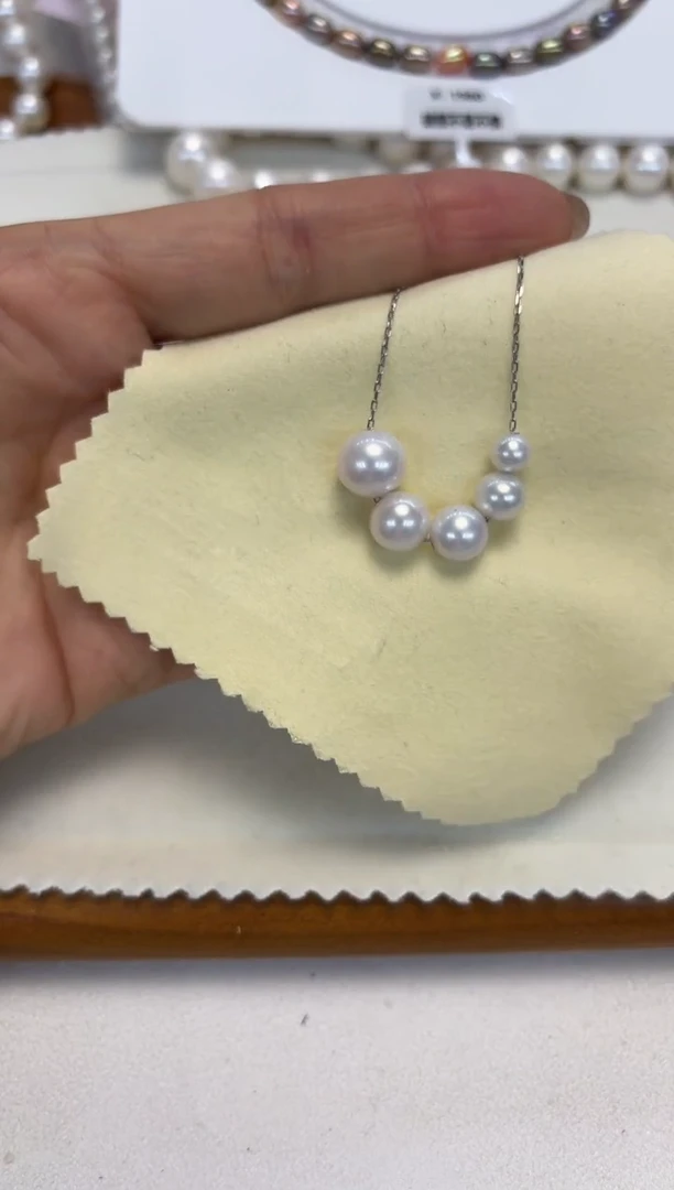 颈饰银S925镶嵌淡水珍珠5珠吊坠