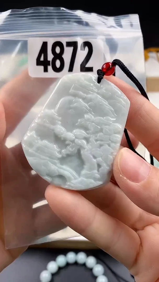 颈饰未镶嵌翡翠天然翡翠吊坠挂件