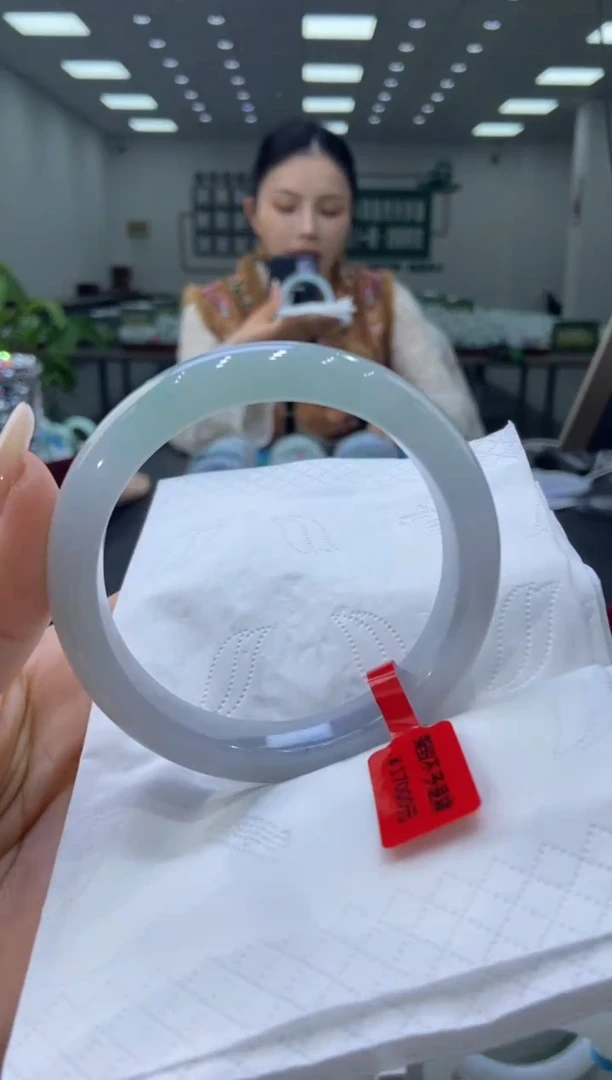 未镶嵌手镯翡翠0001985