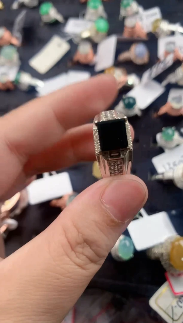 未镶嵌戒指翡翠555    7