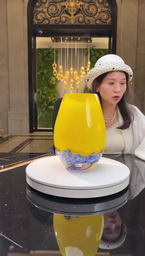 摆件AJ1010022治愈黄艺术花器