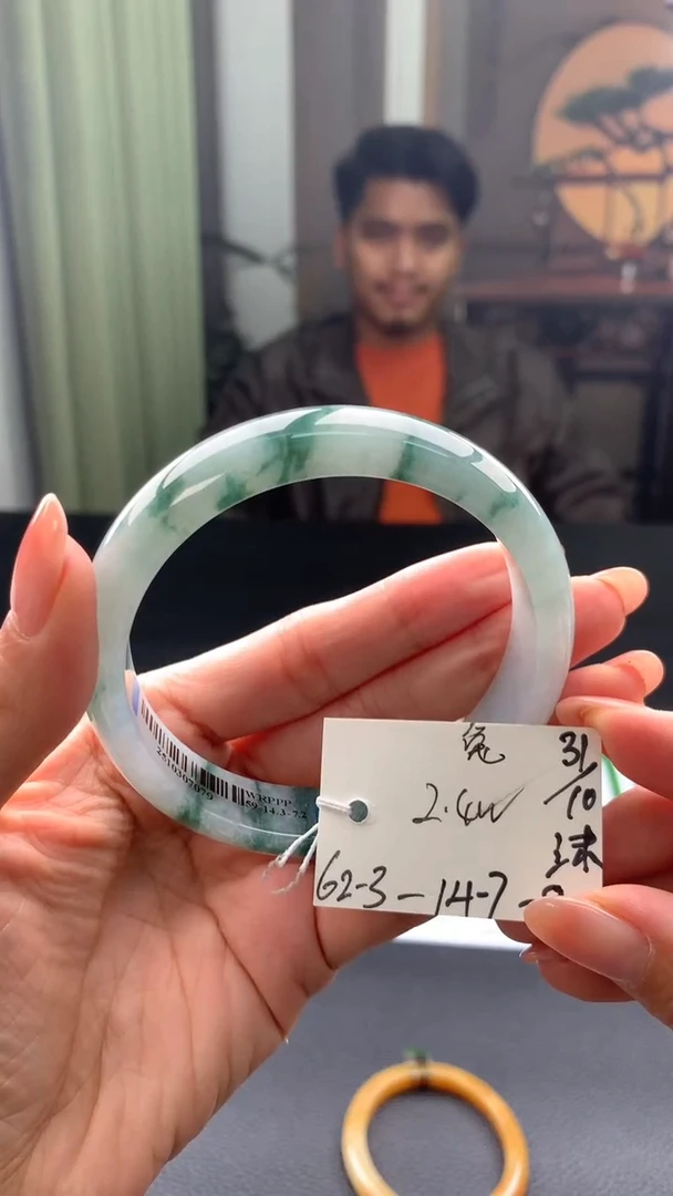 未镶嵌手镯翡翠兔**材翡翠手镯 下单联系小耳机#