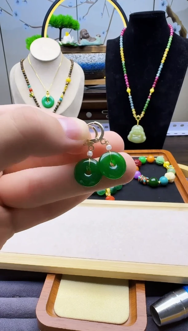 翡翠14K金镶嵌耳饰E177