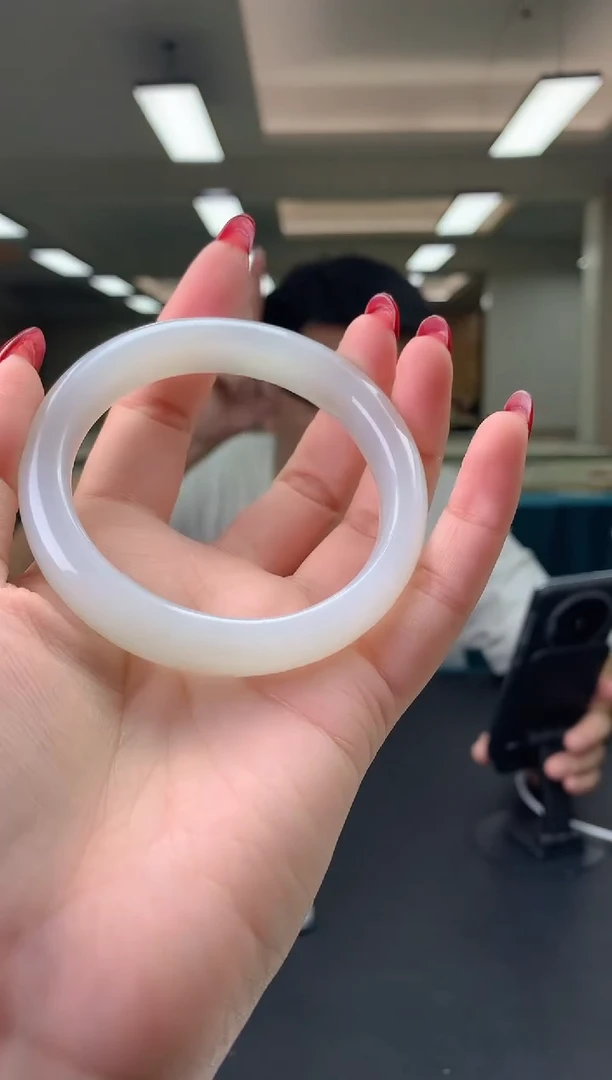 定制和田玉天然和田玉（拍一发一)