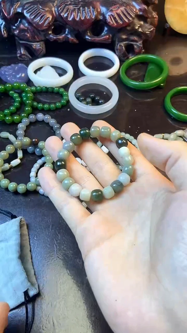 手串未镶嵌和田玉主播推荐！！主播推荐！！