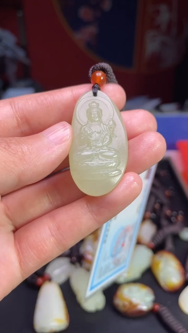 颈饰未镶嵌和田玉1