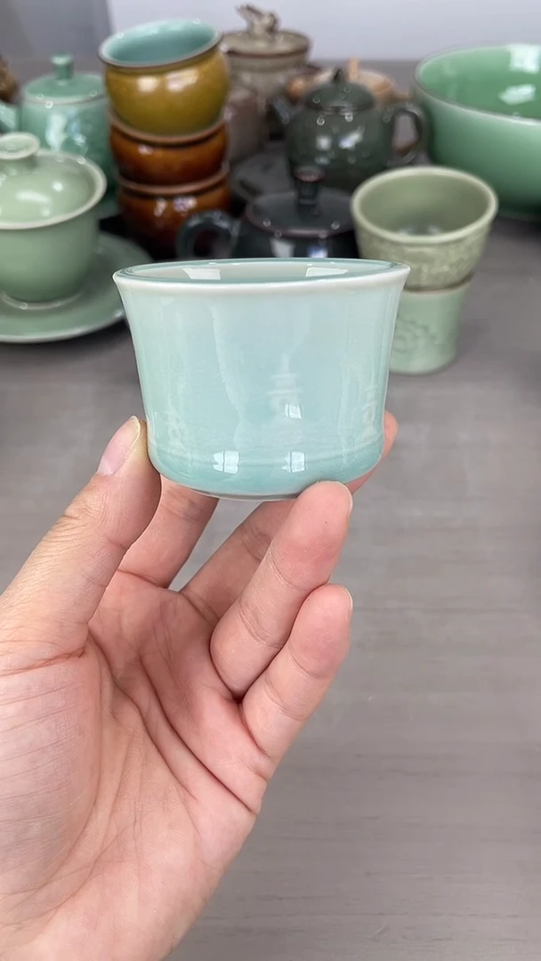 青瓷原产地仓储福利价