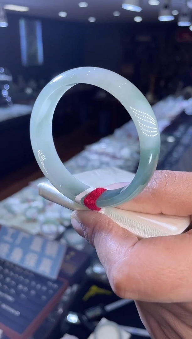 未镶嵌手镯翡翠正圈轮胎款52-53