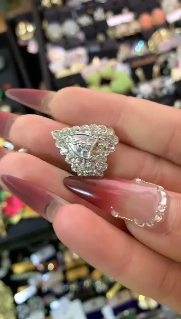 【闪购商品】瓷片楚楚中古珠宝甄选不退换