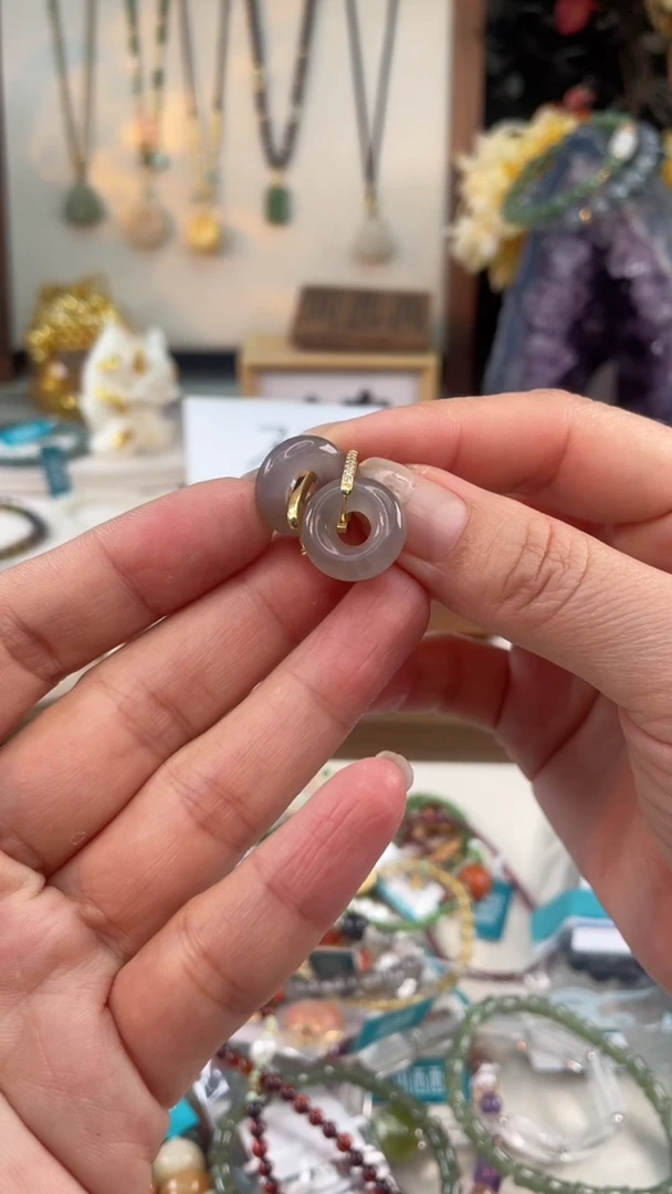 手饰和田玉未镶嵌@@I021D017152