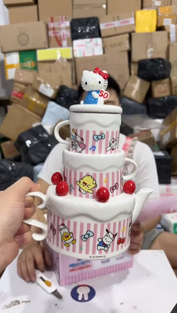 瓷片原盒kt猫50周年茶壶套组