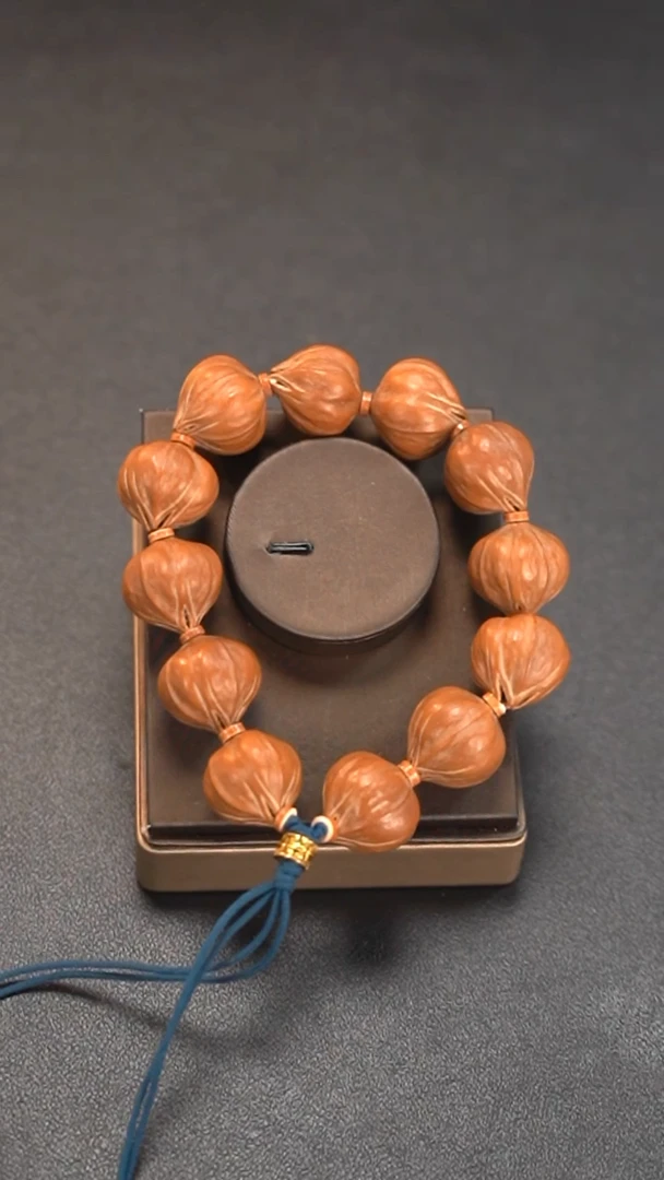 手串/手链橄榄核手串/手链橄榄核2.4四花鸡血红广西核