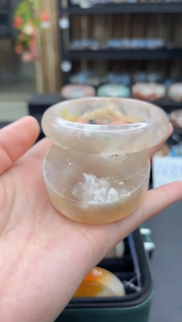 未镶嵌手镯石英质玉97(58圈赠送镯心)