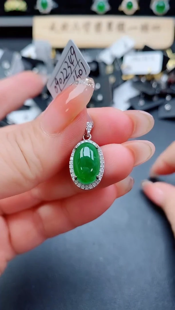 吊坠(赠链)银S925镶嵌翡翠058