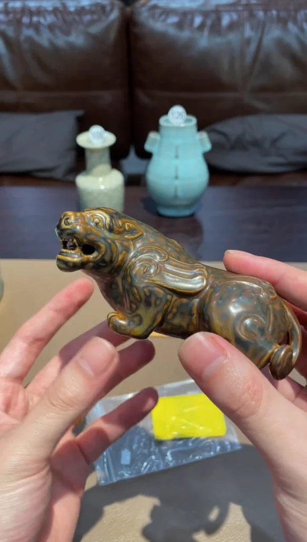 139窑承青瓷貔貅茶宠